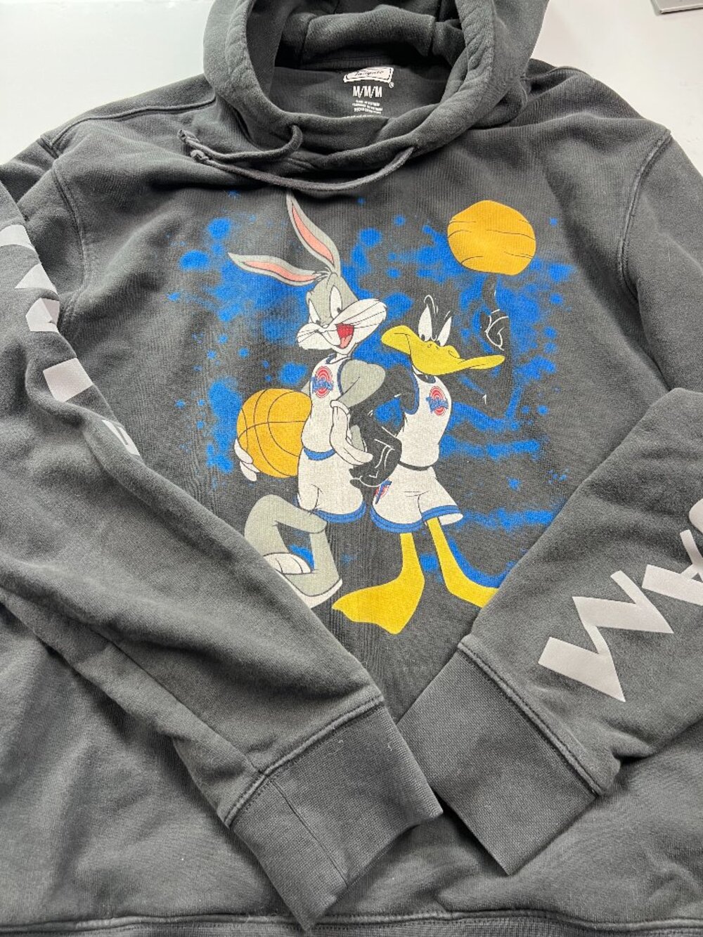 retro Looney Tunes hoodie heavyweight black side pockets unisex MED cotton blend